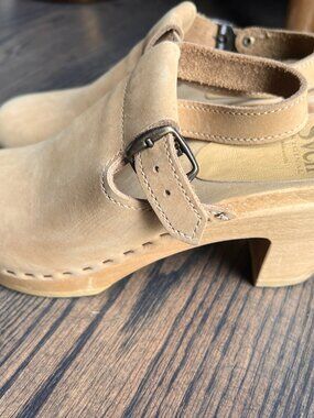 Sven Sling Strap Clogs Size 35 (US size 5)